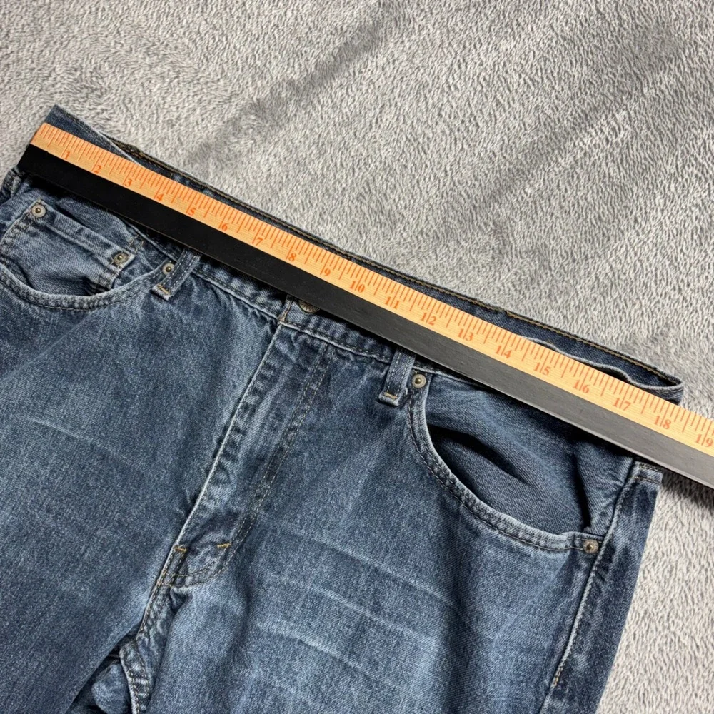 Levi's 514 Straight Fit Mens Size 38x32 Blue Good Zip Fly Denim Jeans
